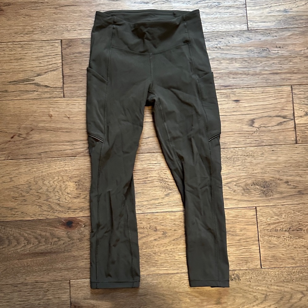 Lululemon Cropped leggings - size 2